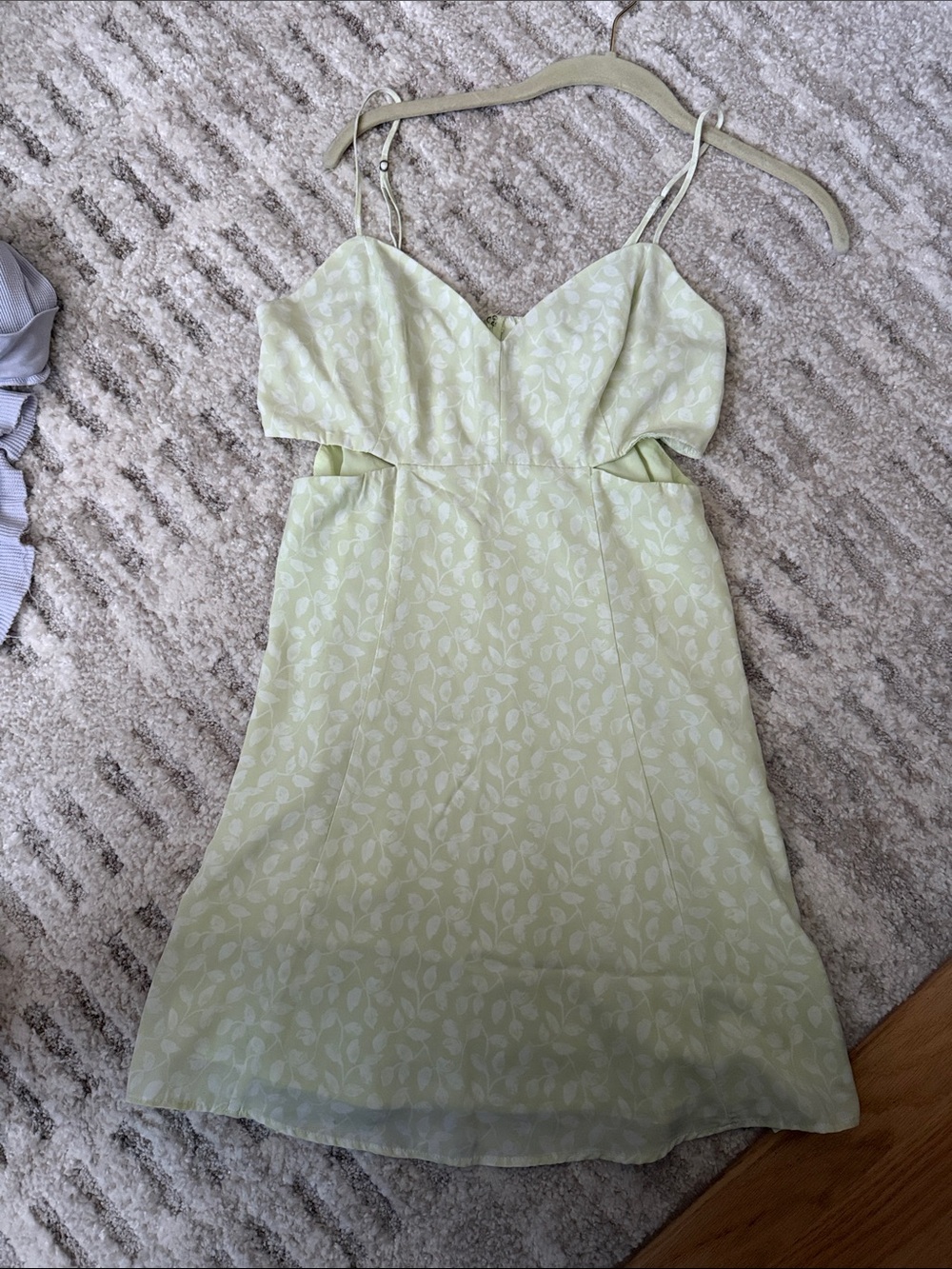 Abercrombie pale green dress with cutouts